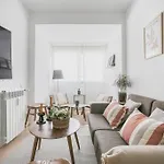 Cozy Stylish -1Bedroom 1Bathroom-Chamberi